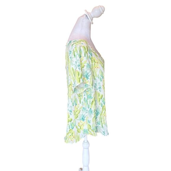 Torrid Abbey Georgette Button Back Blouse Cactus Print Womens Size 00 Medium - Picture 6 of 16